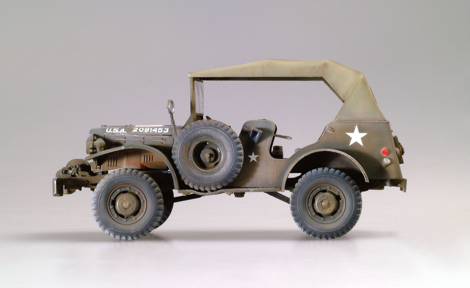Italeri 228 1:35 Dodge WC56 US Staff Car
