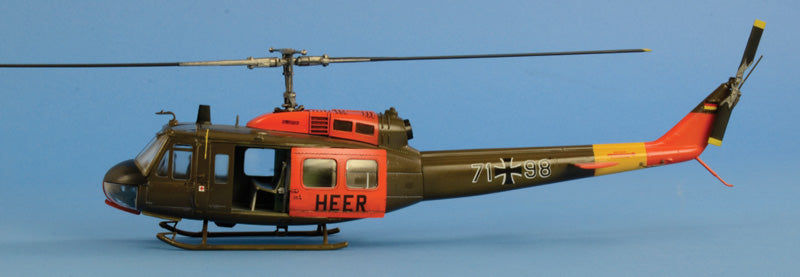 Italeri 849 1:48 UH1D Iroquois Military Aircraft Helicopter Model Kit