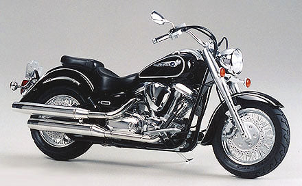 Tamiya 14080 1:12 Yamaha XV1600 Road Star Motorcycle