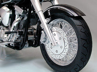 Tamiya 14080 1:12 Yamaha XV1600 Road Star Motorcycle