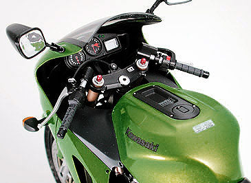 Tamiya 14084 1:12 Kawasaki Ninja ZX12R Motorcycle