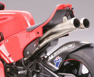 Tamiya 14101 1:12 Ducati Desmosedici Racing Motorcycle