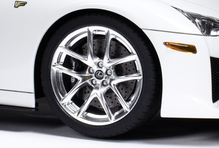Tamiya 24319 1:24 Lexus LFA Car Model Kit