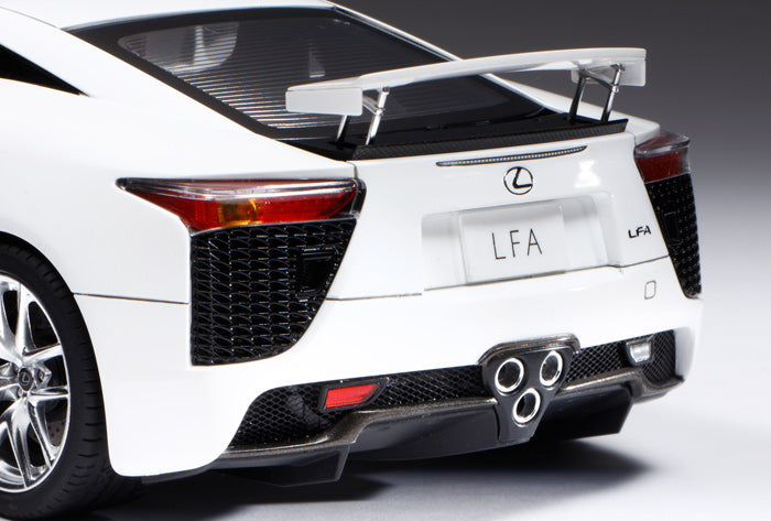 Tamiya 24319 1:24 Lexus LFA Car Model Kit – Trainz