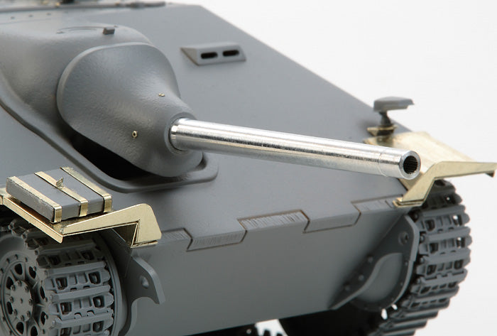 Tamiya 25156 1:35 Jagdpanzer 38(t) Hetzer Mid Production Military Tank Kit