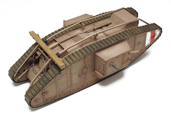 Tamiya 30057 1:35 WWI British Mk.IV Malew/Single Motor & Figures Tank Kit