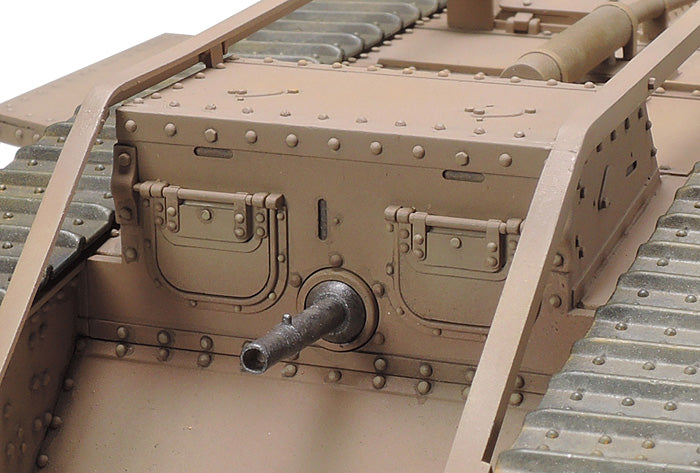 Tamiya 30057 1:35 WWI British Mk.IV Malew/Single Motor & Figures Tank Kit