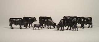 Ertl 12661-25 1:64 Angus Cattle (Pack of 25)