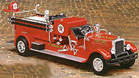 Ertl F415 1:30 Diecast 1998 Texaco #15 1929 Mack Fire Engine W/Helmet & Dog Bank