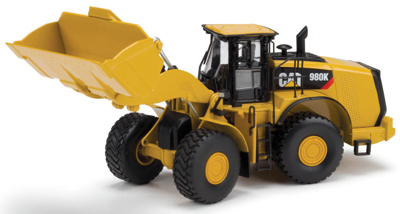 Norscot 55289 1:50 Caterpillar 980K Wheel Loader Material Loading Configuration