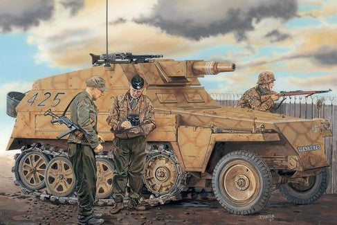 Dragon 6425 1:35 SdKfz 250/8 w/7.5cm K51 L/24 Half-Track Armored Plastic Kit