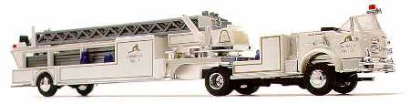 Busch 46016 1:87 White LaFrance Open Cab With Ladder Truck