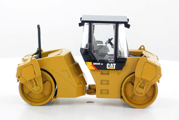 Norscot 55164 1:50 Caterpillar CB-534D XW Vibratory Asphalt Compactor/Roller NIB