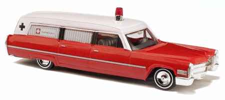 Busch 42908 HO 1:87 Scale Red & White Cadillac Wagon Ambulance