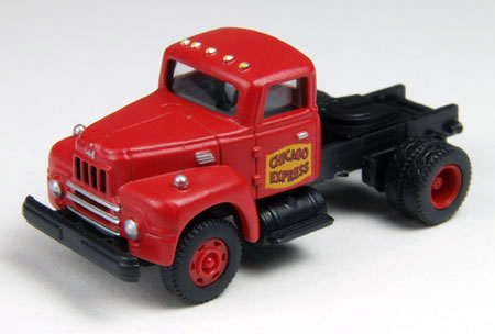 Classic Metal Works 31108 HO Mini Metals Chicago Express IH R-190 Tractor