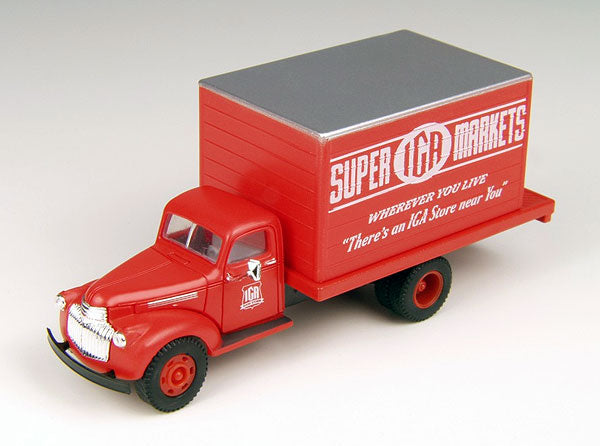 Classic Metal Works 30334 HO Mini Metals IGA Markets '41-46 Chevy Delivery Truck