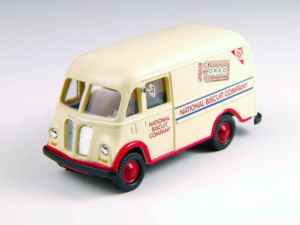 Classic Metal Works 30389 HO Mini Metals Nabisco International Metro Van