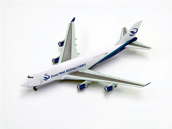 Dragon 55549 1:400 Great Wall Airlines B747-400F, B-2428 Model Plane