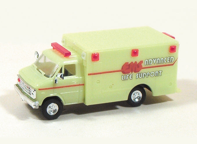 Trident Miniatures 90149 HO AdVanced Life Support Chevrolet Ambulance