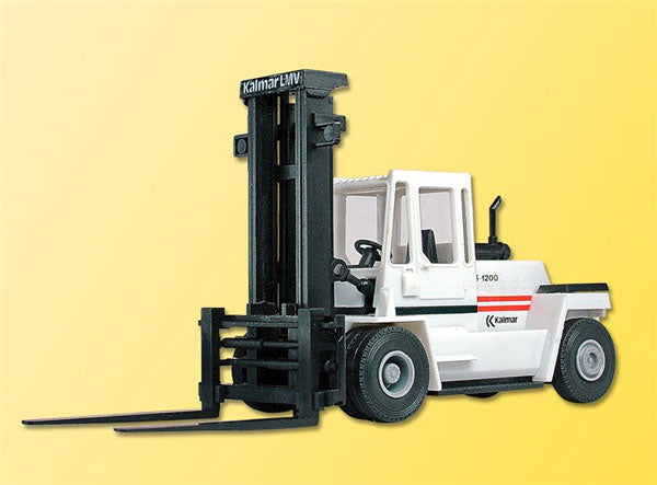 Kibri 11750 HO Kalmar Stapler Forklift Plastic Model Kit
