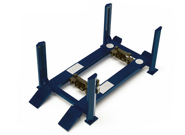 Greenlight 12884 1:18 Manual Four Post Lift in Blue
