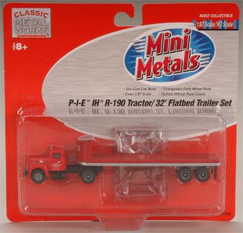 Classic Metal Works 31123 HO Mini Metals Red P-I-E IH R-190 Tractor/Trailer Set