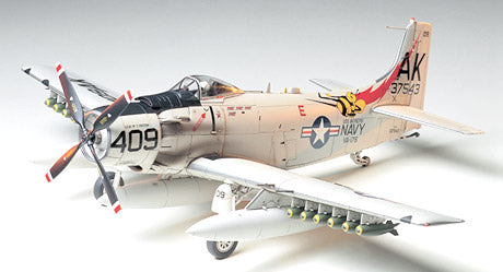 Tamiya 61058 1:48 Douglas Skyraider AD6 Military Aircraft Plane Model Kit