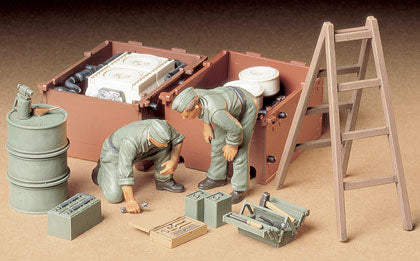 Tamiya 35180 1:35 GermanMaintenance Crew Military Tank Model Kit