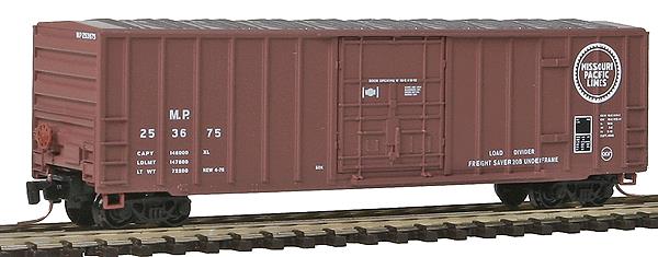 Micro-Trains 51100172 Z MP 50' Rib Side Box Car w/Plug Door #253675