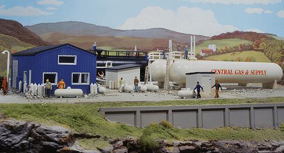 Walthers 933-3213 N Scale CornerStone Series Central Gas & Supply Building Kit