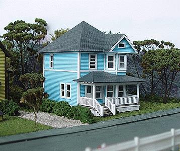 Branchline Trains 181-622 HO Scale The Whitehall Catalog House - Laser-Art Kit