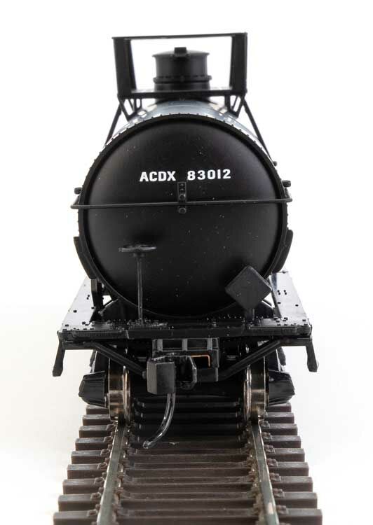 Walthers 910-48003 HO Allied Chemical 36' Chemical Tank Car RTR ACDX #83012