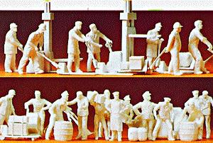 Preiser 16348 HO Unpainted At the Goods Shed Plastic Figure Kit (Set of 21)