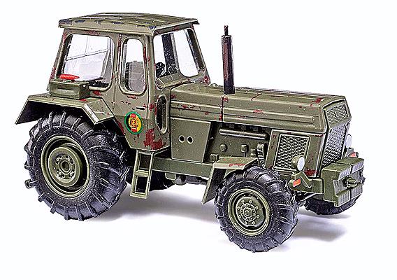Busch 42831 1963 Fortschritt ZT300 Farm Tractor w/Enclosed Cab - Assembled