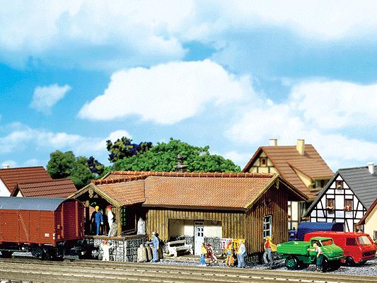 Faller Railroad 212105 N Railroad Stop Branchline Style, w/Roofed Loading Ramp