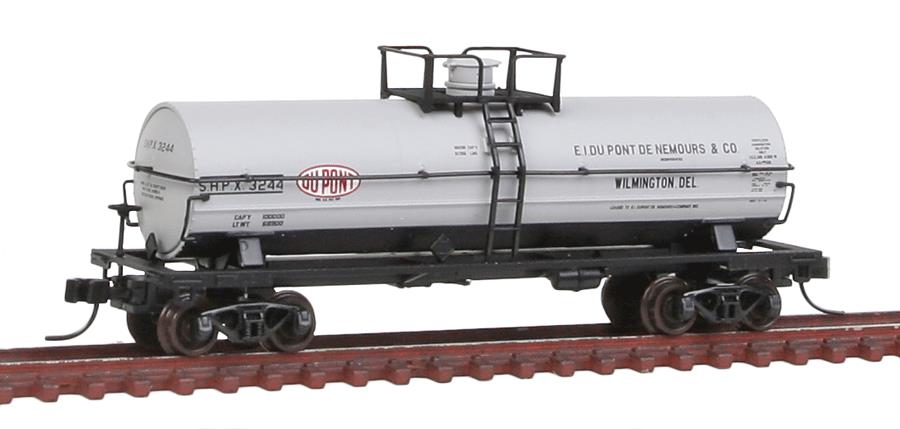 Atlas 50001578 11,000-Gallon Tank Car w/Platform - Ready to Run - Master(R) LN/Box