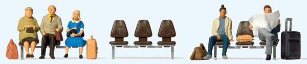 Preiser 10660 HO Waiting Travelers Figures with Seat Rows (Set of 5)