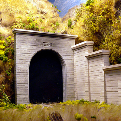 Chooch Enterprises 9920 O Single-Track Concrete Tunnel Portal