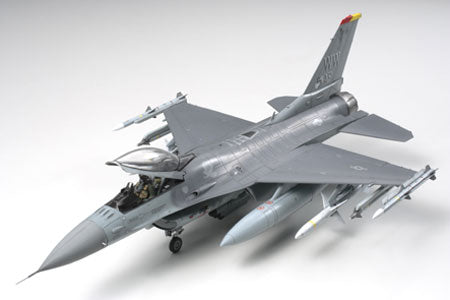 Tamiya 61098 1:48 F16CJ Block 50 Fighting Falcon Military Aircraft Plane Kit