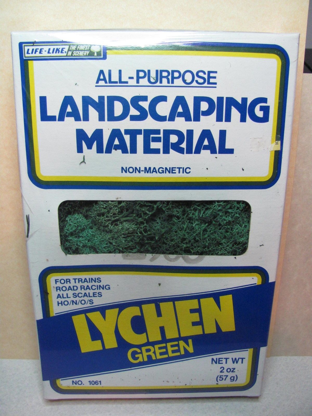 Life Like 1063 All Scales Large Green Lychen Non-Magnetic 3 Oz. Box