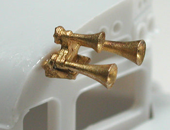 Cal Scale 190-577 HO Air Horns (Unpainted Brass Casting) Leslie S-3L 3-Chime