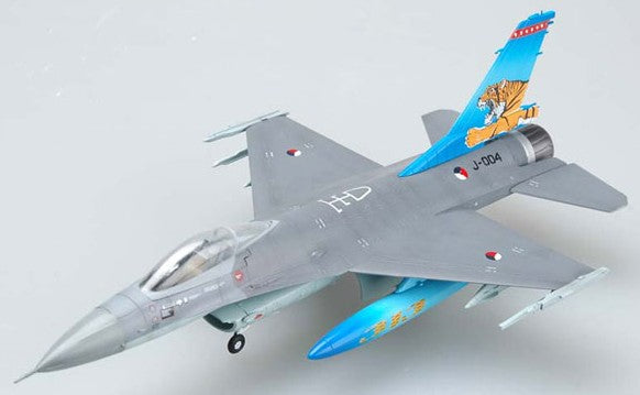 Easy Models 37126 1:72 Assembled NATO Tiger Meet F-16A Fighting Falcon Plane Kit
