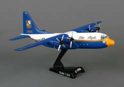 Daron Worldwide Trading 53302 1:200 C130 Blue Angels Fat Albert Aircraft