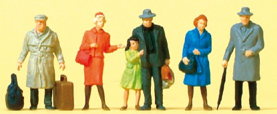 Preiser 14044 HO Standing Travelers Wearing Coats Figures (Set of 6)