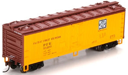 Roundhouse 85602 HO Scale Western Pacific 40' Wood Reefer #55377
