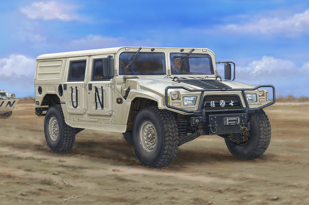 Hobby Boss s 82468 1:35 Meng Shi 1.5TLt. Utility -Hardtop Military Vehicle Kit