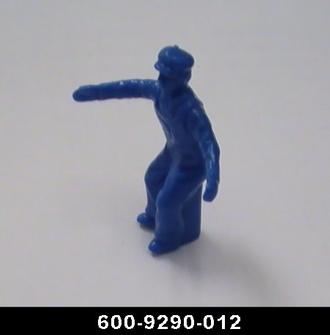 Lionel 9290-12 Blue Operating Boxcar Figure with Both Arms Out (3464-17)