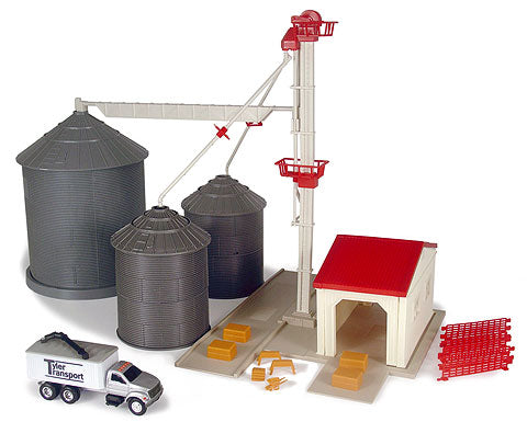 Ertl 12924 1:64 Scale Grain Feed Play Set With Accessories