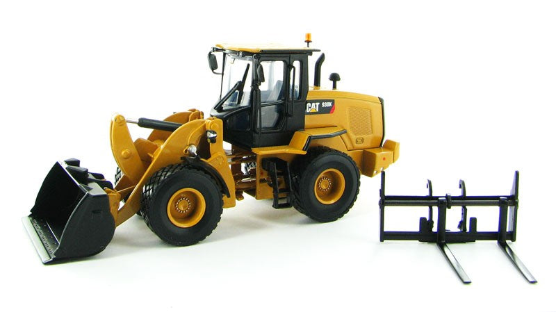 Norscot 55266 1:50 Caterpillar 930K Wheel Loader