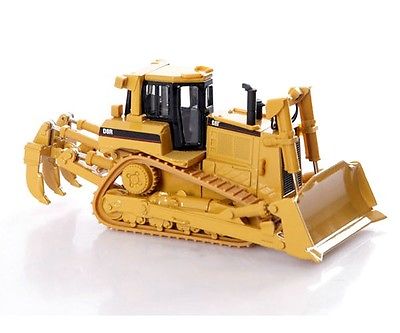 Norscot 55099 1:50 Caterpillar D8R Series II Track-Type Construction Tractor NIB